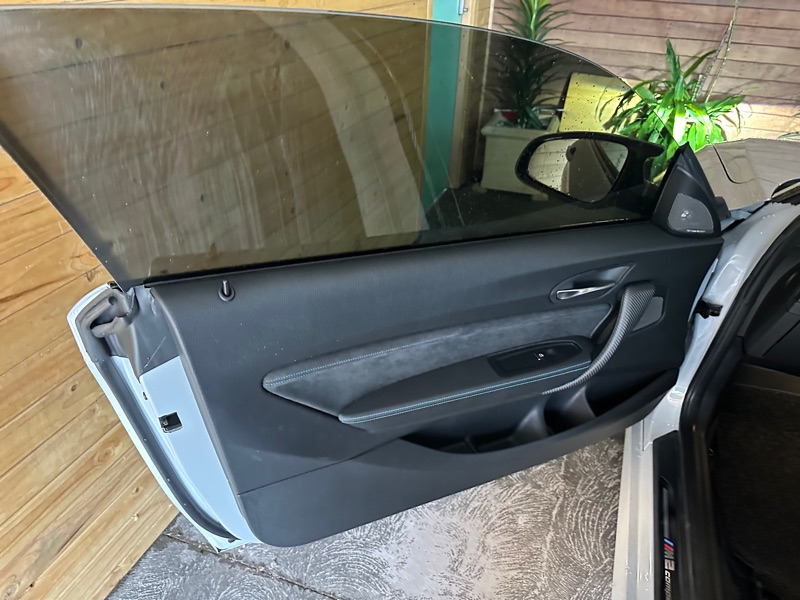 09c496a6-e9da-4dfb-a63d-4e0a17c17dbe