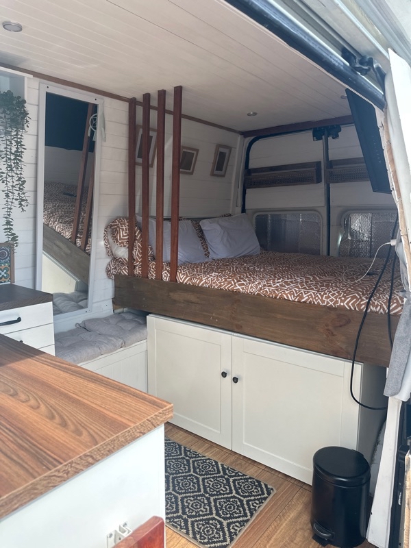 6a1c12ef-5f8f-4eca-af24-c86f434d7cb5