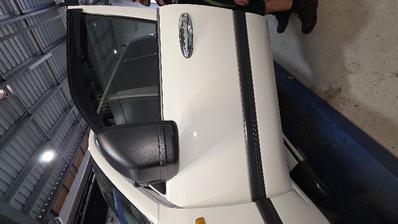 b3115222-106b-44c4-a915-53fa991a49b3