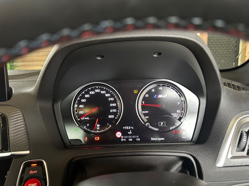 b9caf173-8950-444a-9fd2-2d73edb2bb1f